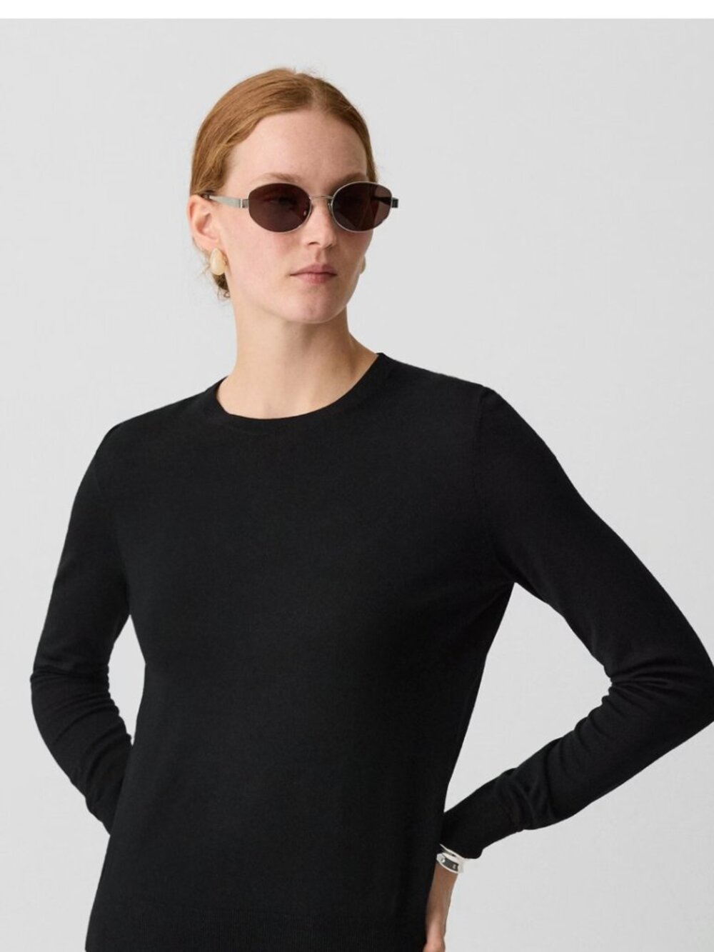 Theory Crewneck Sweater in Regal Wool, size Small